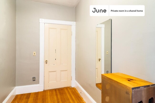 Photo - Room in Shared 5 bed/1 bath home Unidad B