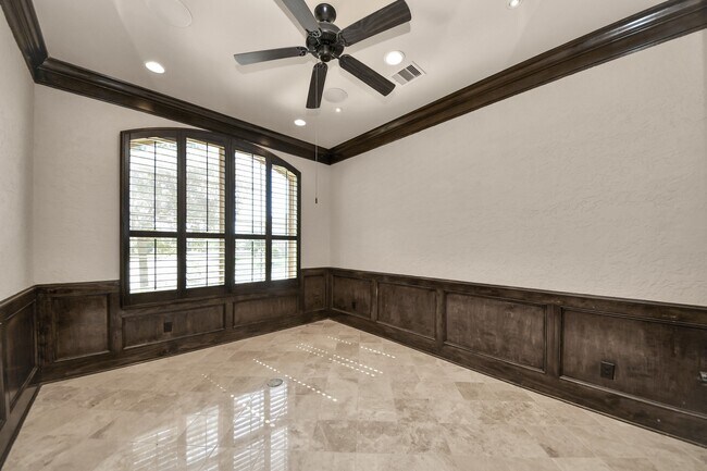 Photo - 25627 Fleming Lodge Ln