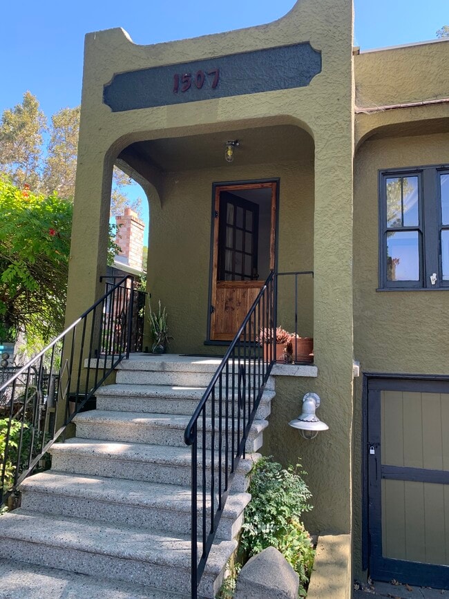 Building Photo - 1507 Estudillo St Unit 1507 Estudillo Street