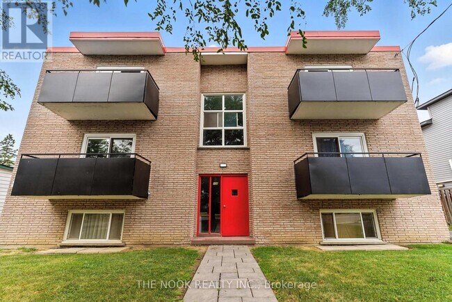 Photo - 106 Cromwell Ave Unit 21