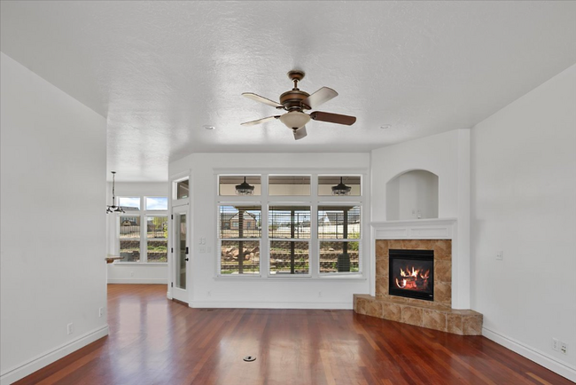 Photo - 15623 Sequoia Grove Way House