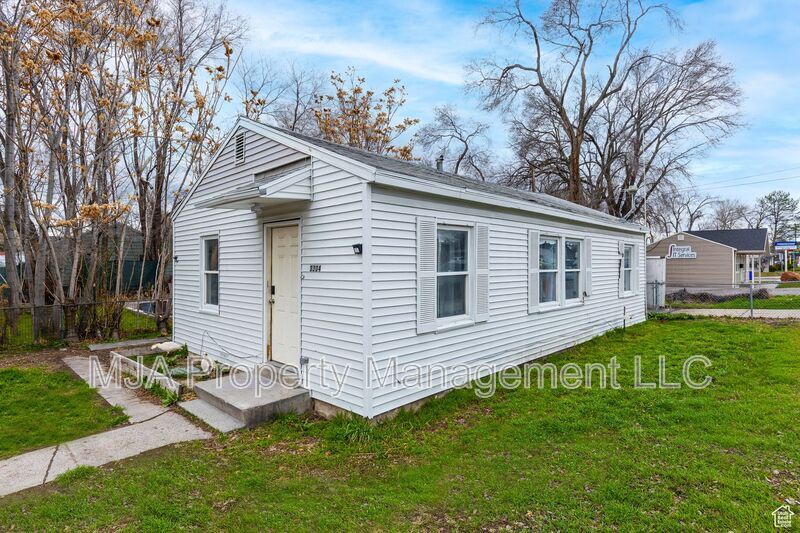 Photo - 3304 South 460 East