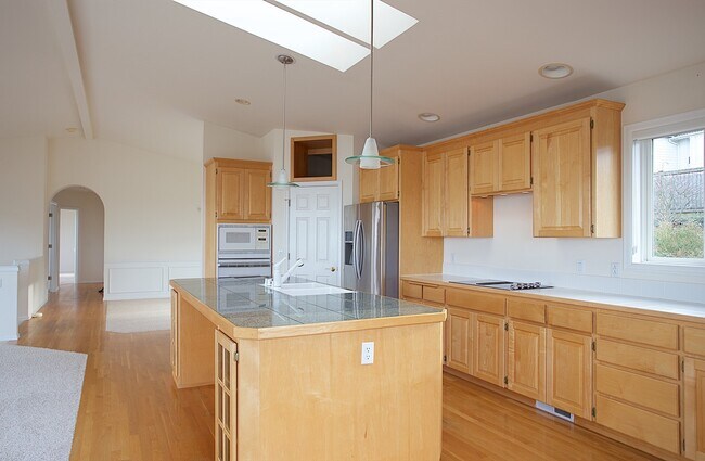 Photo - Custom View Home 3+ Bedrooms NE Tacoma