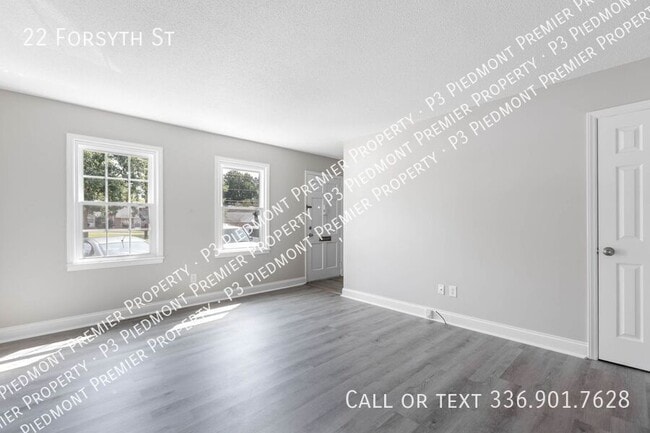 22 Forsyth St