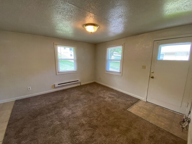 Photo - 152 Maywood Avenue Unidad A