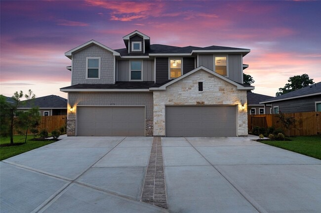 Photo - 217 Oakcrest Rd
