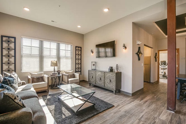 Vincent Mccall Company Lofts Vmc Lofts For Rent In Kenosha Wi Forrent Com