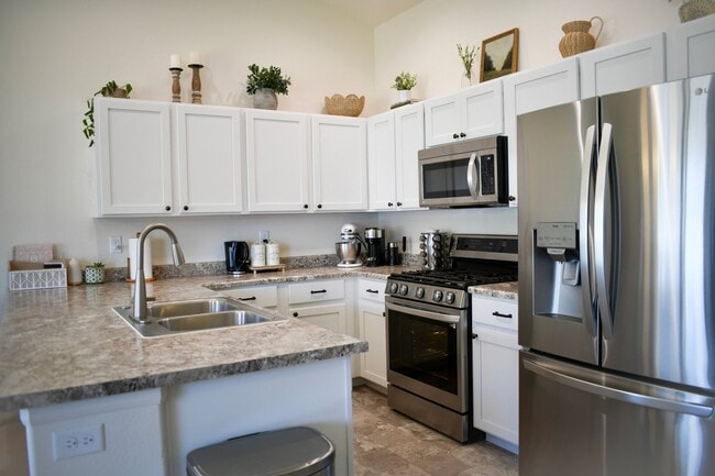 Photo - 916 Greenbrook Dr