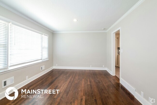 Building Photo - 1405 Country Club Dr Rental