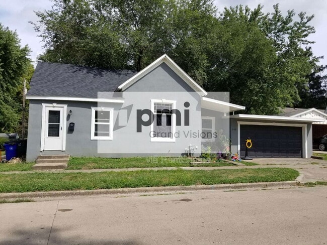 Building Photo - 140 N 17th St Rental