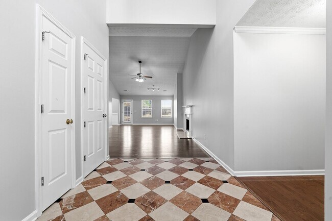 Photo - Ranch home with 4 bedrooms and a bonus room.