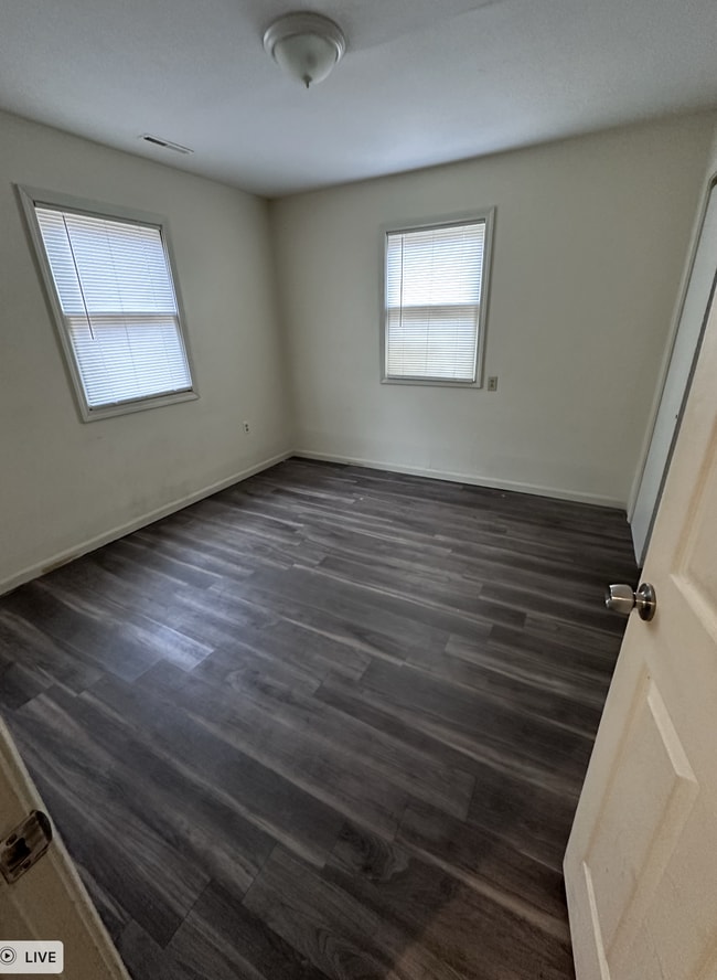 Photo - Modern 2 Bedroom Apartment in Prime Columbia Location!