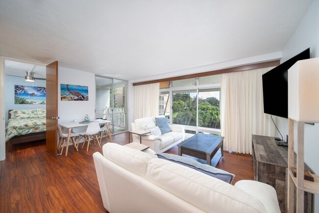 Photo - Queen Emma Condo