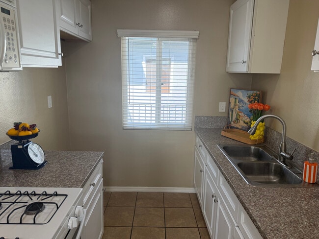 Photo - 9320 Elm Vista Dr