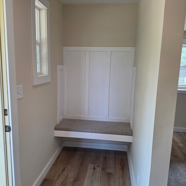 Photo - 4231 Johnson Rd