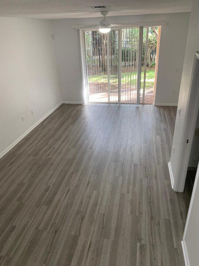 Photo - 2663 SW 82nd Ave Unit 104