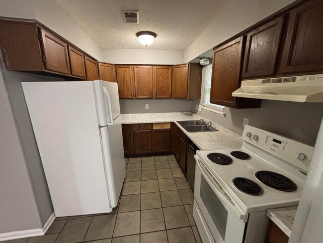 Photo - 1179 Tatesbrook Dr