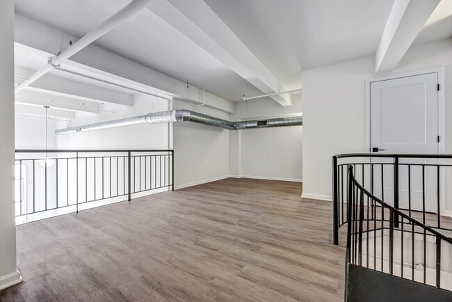 Welcome to Luckey Platt, where modern design meets open living spaces. Enjoy contemporary finishes and a bright, airy atmosphere perfect for your lifestyle. Don't miss out on your dream home—schedule a tour today!