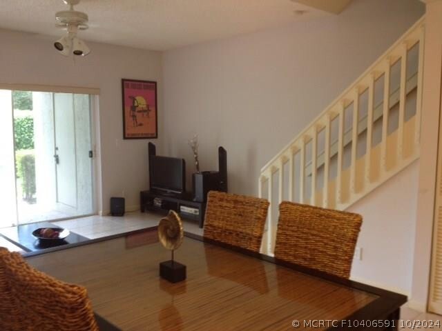 Photo - 945 Kokomo Key Ln