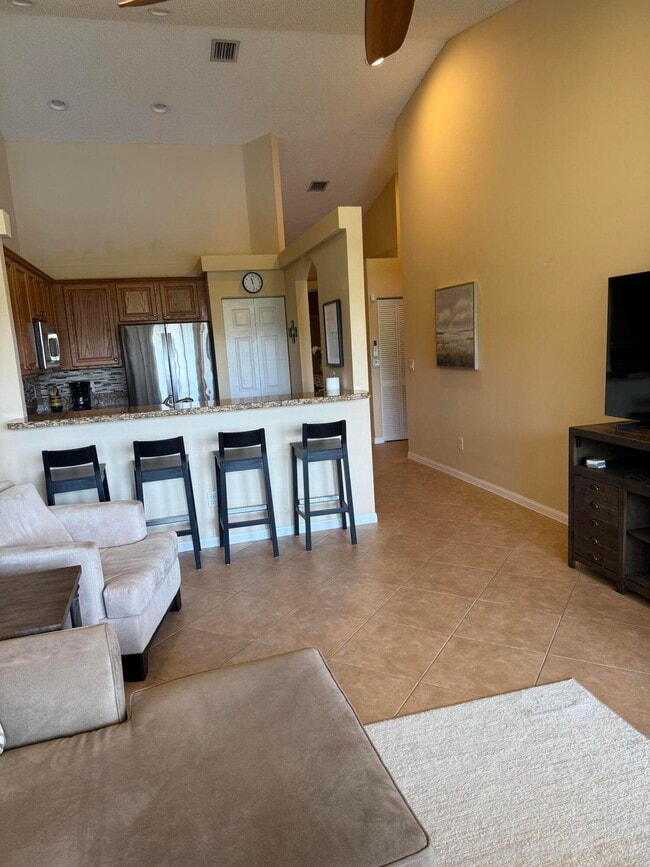 Photo - 227 Coral Trace Ln