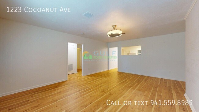 Photo - 1223 Cocoanut Ave