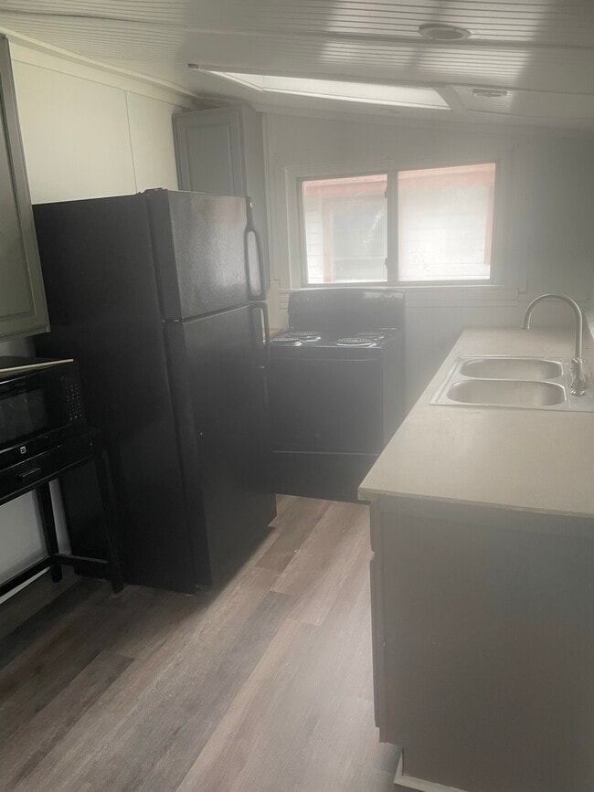 Photo - 1418 Caldwell St