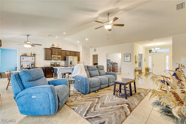 Photo - 614 SW 31st Terrace House