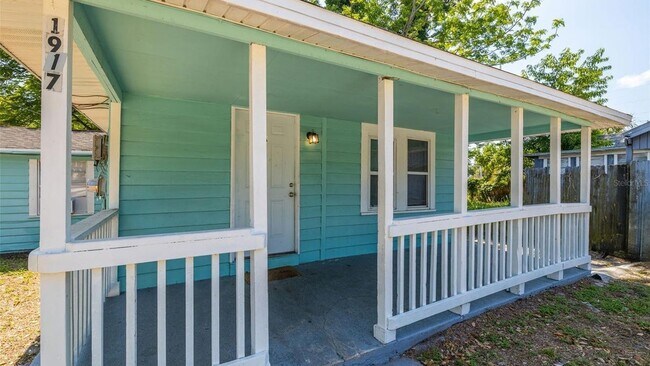 Photo - 1917 Macomber Ave