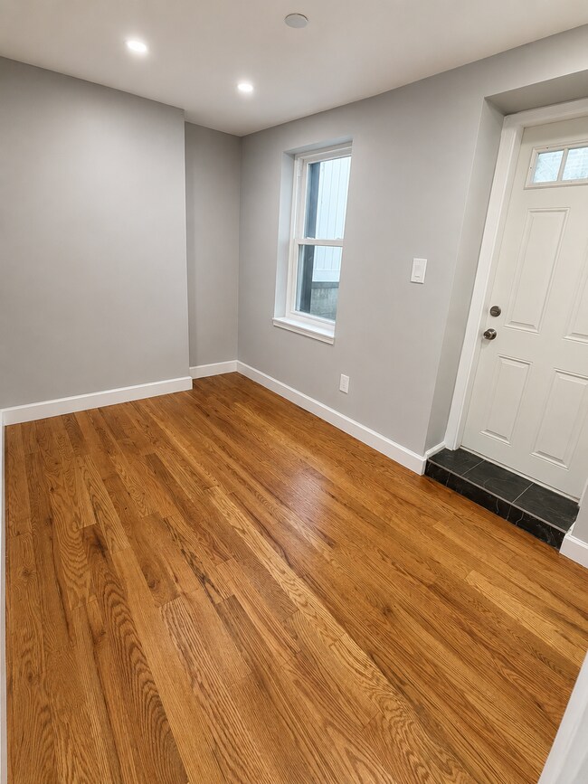 Photo - 75 Woodbine St Unit 1B