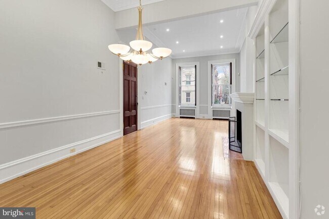 Building Photo - 323 S 17th St Unit 1 Rental