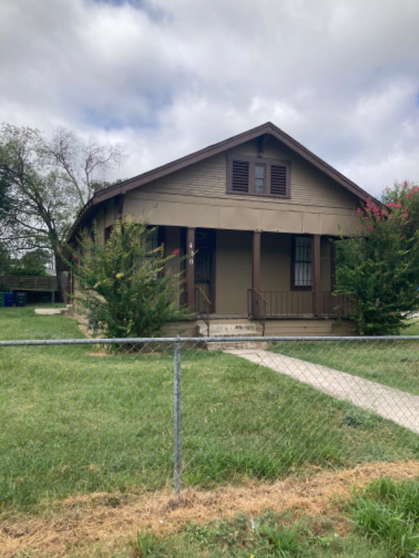 Photo - 430 Ferris Ave