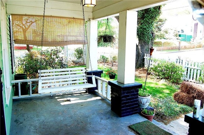 Photo - 1228 Grant St SE