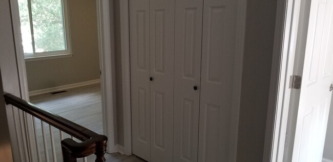 Building Photo - 1723 S Seminole Dr Unit Apt. B