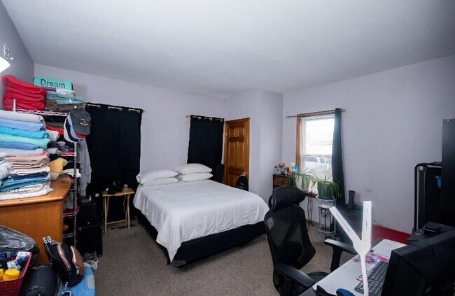 Photo - 105 Chestnut St Unit 1