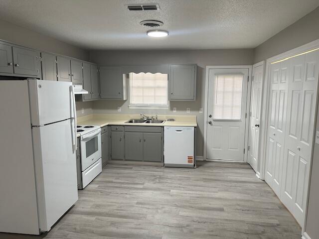 Photo - 705 Gale Dr NE