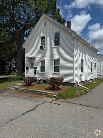 Building Photo - 44 Grove St Unit 1 Rental