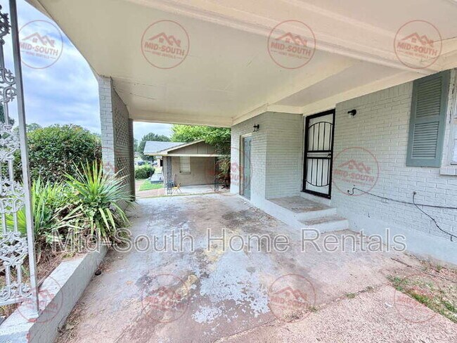 2282 Theda Ave