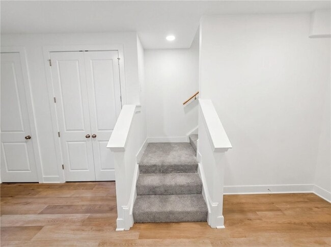 Photo - 317 Palisade Wy