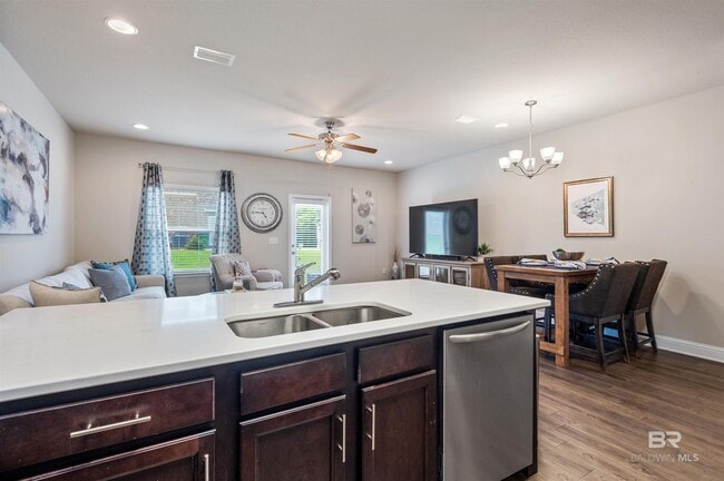 Photo - 6780 Spaniel Dr