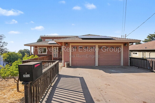 Photo - 2652 Hillcrest Ave