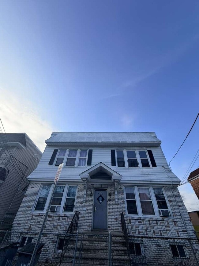 Photo - 125 Carolina Ave