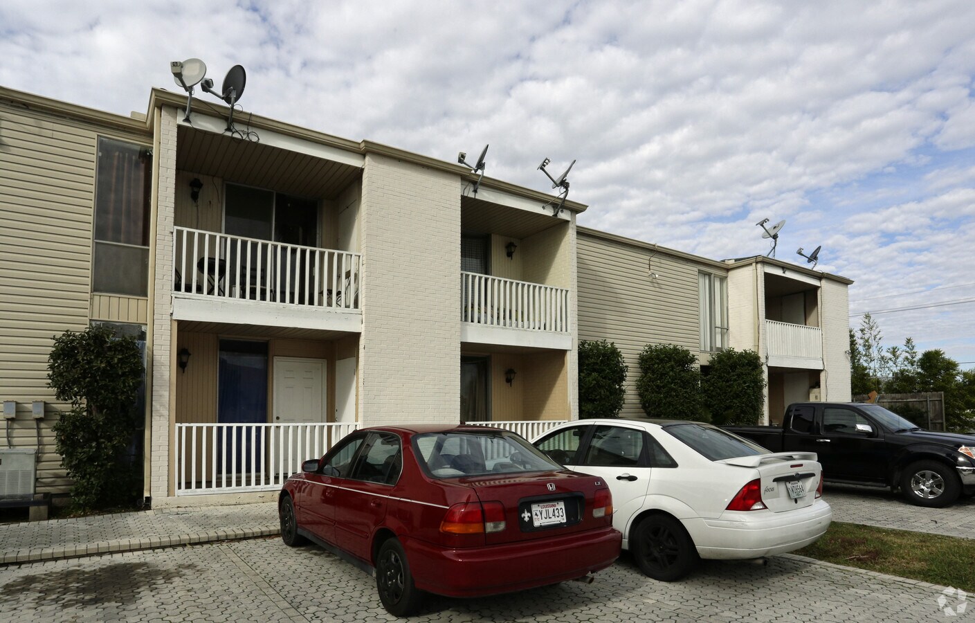 Photo - Willowdale Apartments