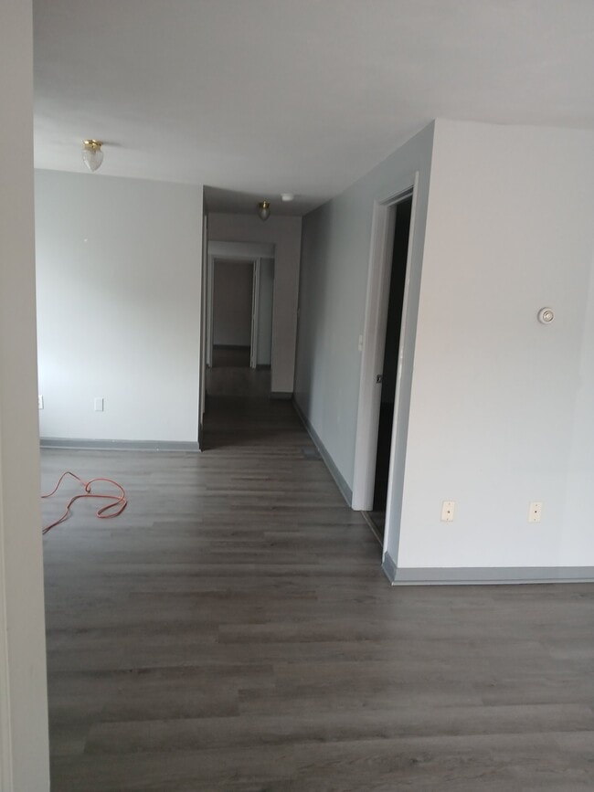 Photo - 5775 Crabtree Ln Unit 1