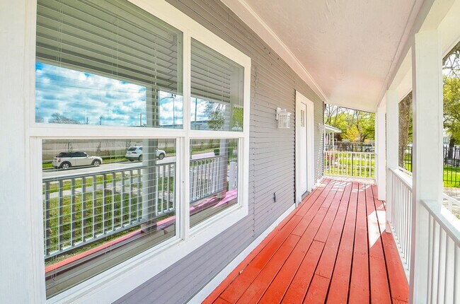 Photo - 4333 Harby St