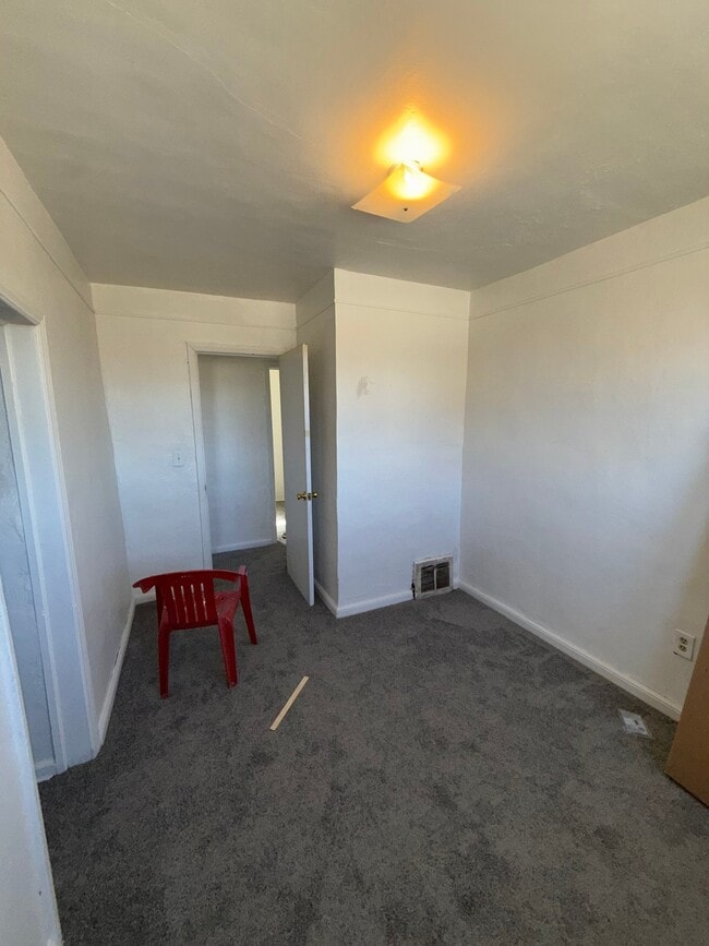 Photo - 634 Damon St