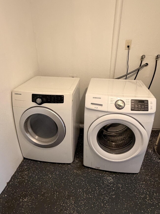 Photo - "Charming 1-Bedroom Retreat in Tampa - Cozy 650 Sq. Ft. Home Awaits!"