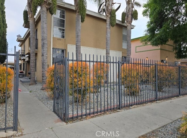 Building Photo - 423 E 82nd St Rental