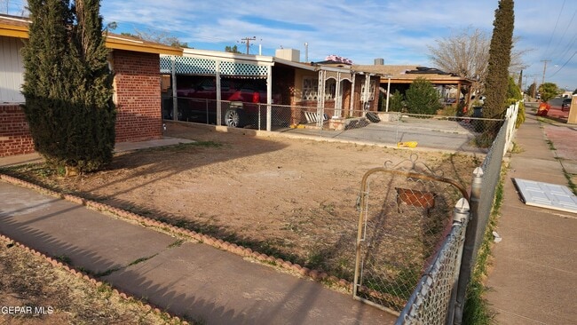 Photo - 5029 Tetons Dr