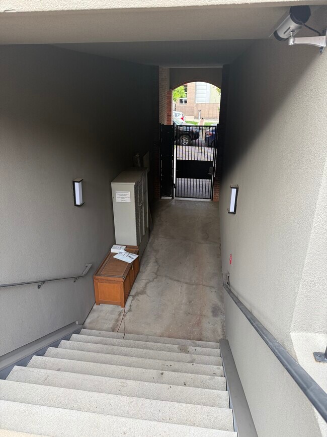 Photo - 2901 Wyandot St Unidad 17 Rental