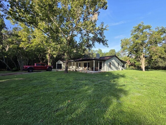 Photo - 2200 Retreat Rd